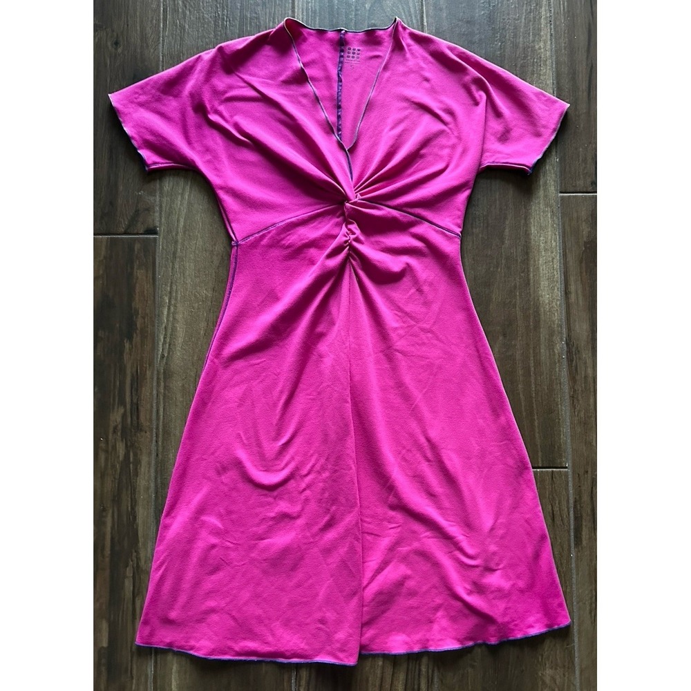 Title Nine Women's V-Neck Twist Front Pink‎ Flare Dream Dress Size SM Stretch